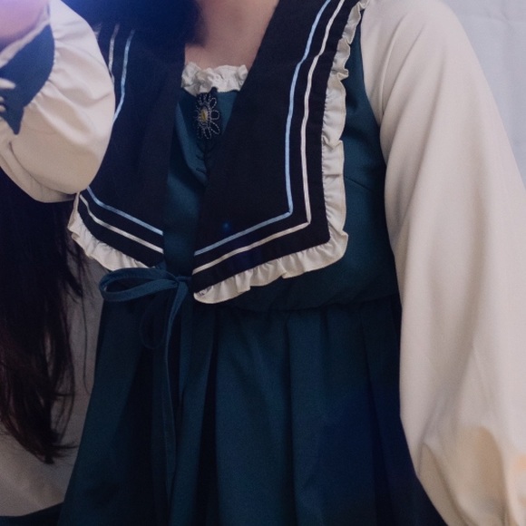 green traveller style dress - Picture 3 of 6